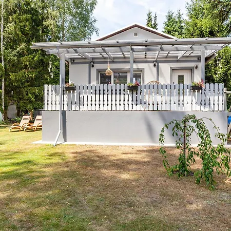 Holiday park Celine In Ruhiger Lage *